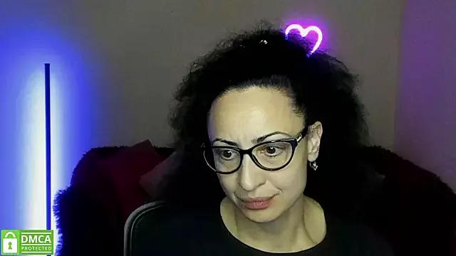Arianasweety23 on StripChat 