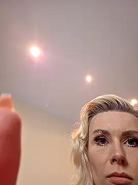 Freechat AureliaDoux on StripChat