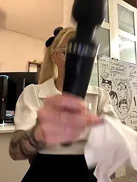 Freechat babydolll on StripChat