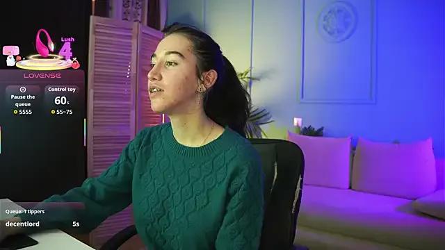 Belle_Via — flash tits
