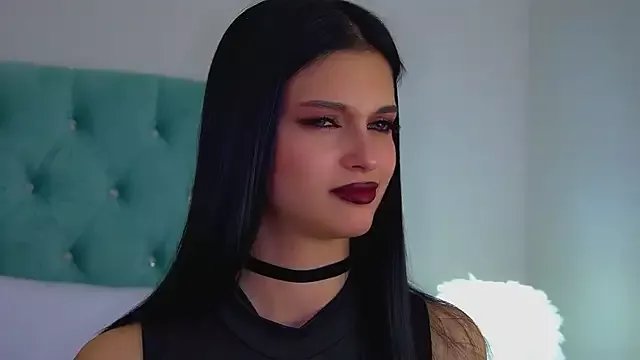 Freechat BeverlyMost on StripChat