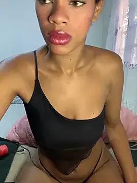 Freechat Cammgirlmii on StripChat