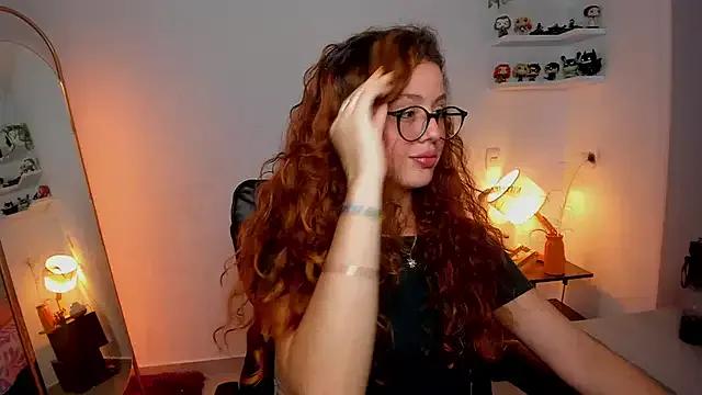 Freechat Cassandra_Caiin on StripChat