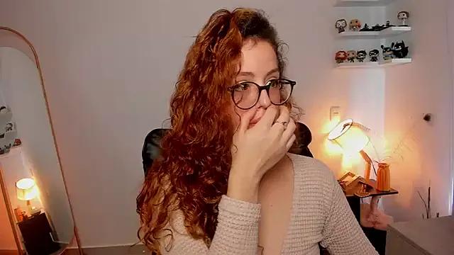 Freechat Cassandra_Caiin on StripChat