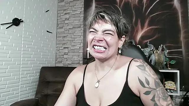 Freechat charlotedoll on StripChat