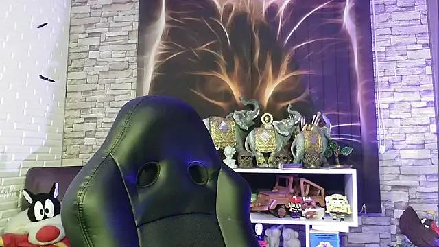 Freechat charlotedoll on StripChat