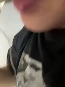 Freechat chenyu0308 on StripChat