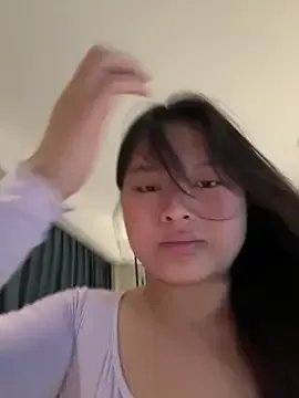 Freechat chenyu0308 on StripChat