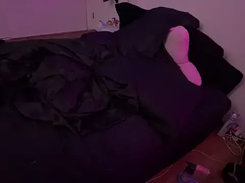 Freechat ChrryFoxx on StripChat