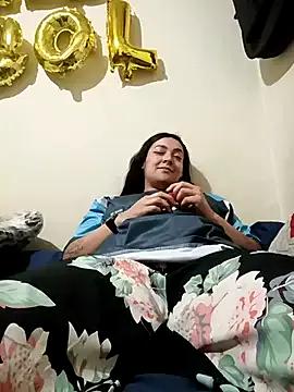 StripChat CORALINE_GREYM is Freechat CORALINE_GREYM — DESPIERTAME CON MUCHOS TOKENS