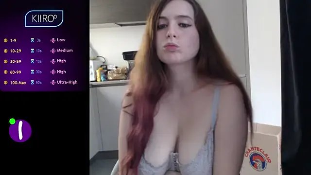 Freechat Dominahot4you on StripChat