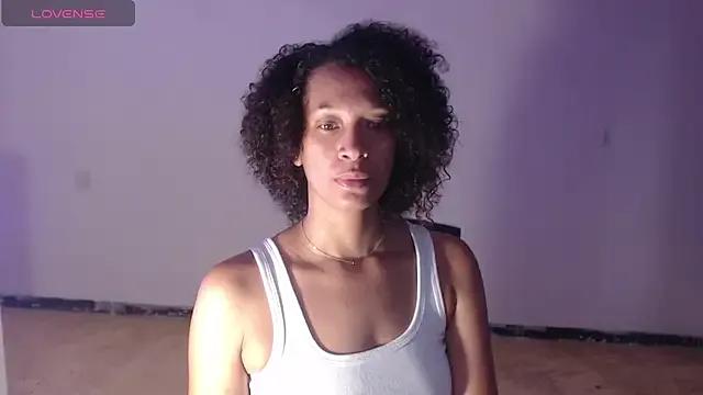 Freechat DonnaDidiamantti on StripChat