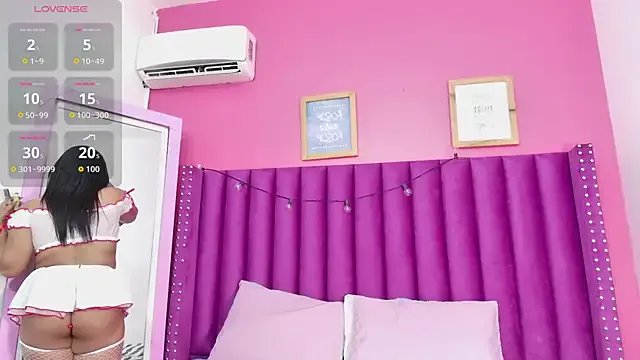 Freechat drooling4daddy on StripChat