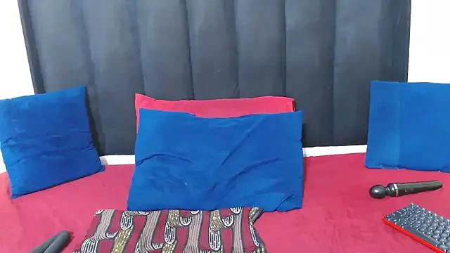EBONY_WILD_ASS — stand and clap ass