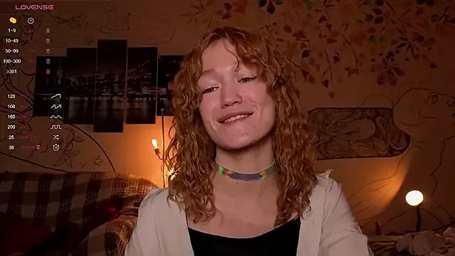 Freechat emiliyafox_ on StripChat