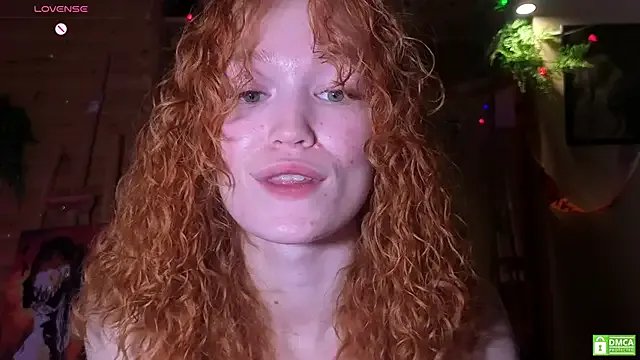 Freechat emiliyafox_ on StripChat