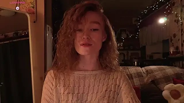 Freechat emiliyafox_ on StripChat