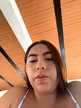 StripChat Emily_Joee is Freechat Emily_Joee — Give me a naughty challenge
