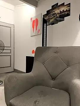 Freechat emma4xxx on StripChat