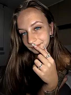 Freechat emma4xxx on StripChat