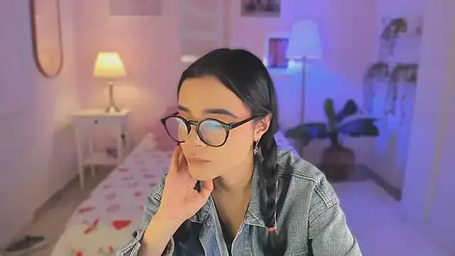 emma_soul1 on StripChat 