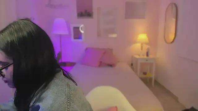 emma_soul1 on StripChat