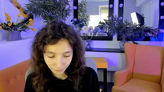 Freechat EmmanuellBrown on StripChat