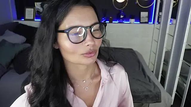 Freechat ErikaSoft on StripChat