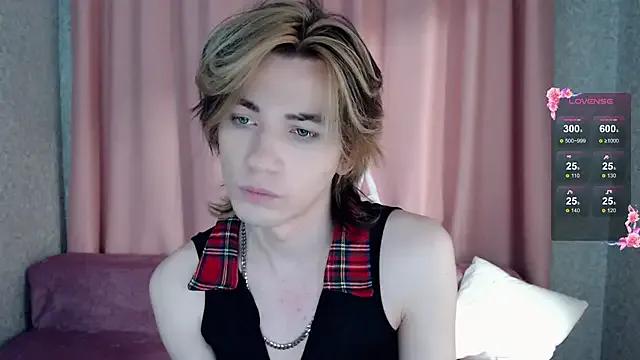 Freechat evan_reinhart on StripChat