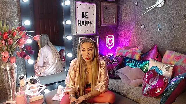 Freechat EvelinaGrey on StripChat