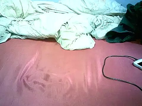 Freechat honeypotsweet on StripChat