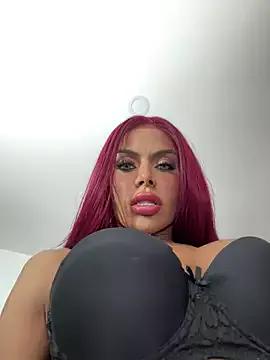 Freechat HOT_LADY_777 on StripChat