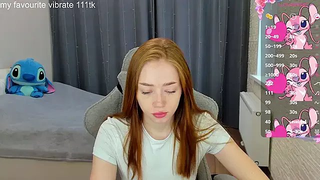 Freechat Hot_Mia_ on StripChat