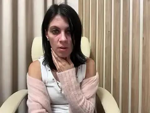InjaAtHome — Freechat on StripChat