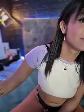 Freechat Isabella-Teen on StripChat