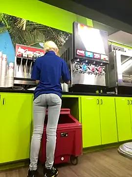 Freechat itspinkkk on StripChat