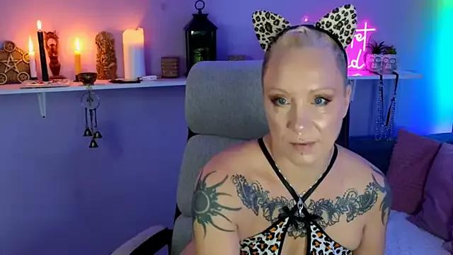 JaninaSecrets_ — lt 3 new lesbien clips