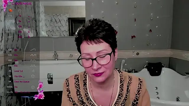 JennyMons — Freechat on StripChat