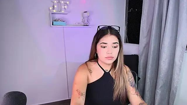 Freechat JoselinFlower_ on StripChat