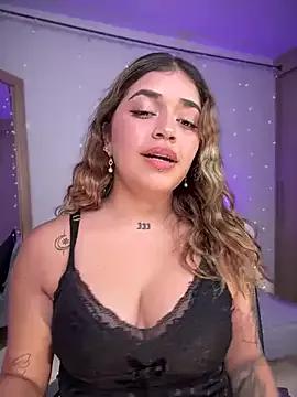 Freechat JoselinFlower_ on StripChat