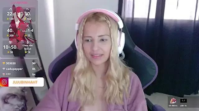 Freechat jujubinhahot on StripChat