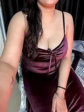 Freechat kaamuk_shweta on StripChat