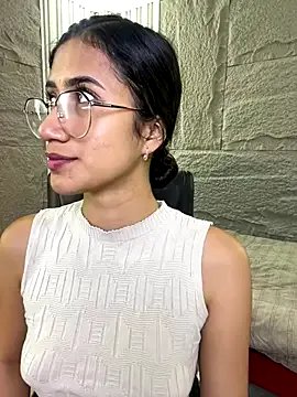 KaitlynLoveCam on StripChat