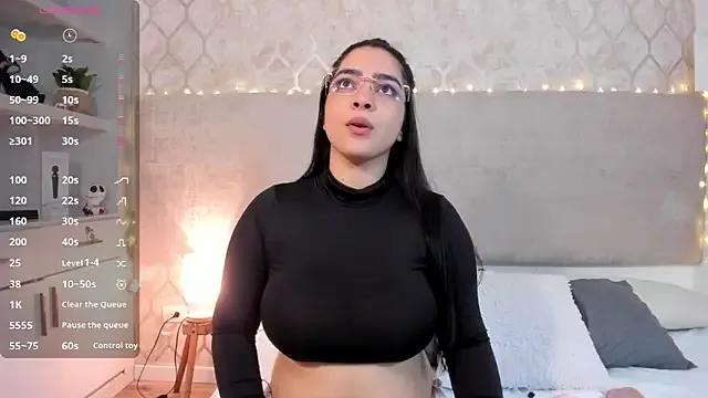 KamilaBetancourt — Striptease 