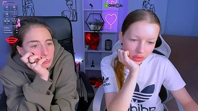 StripChat khloebeauty is Freechat khloebeauty — flash tits