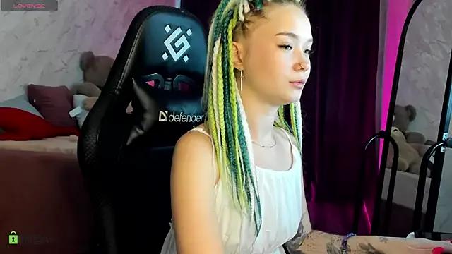 Freechat Kira_yoon on StripChat