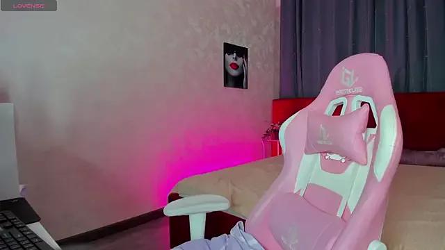 Freechat Kira_yoon on StripChat