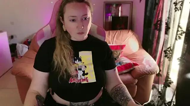 kisicaxx on StripChat 