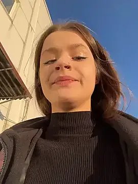 Freechat KittyQueeny on StripChat