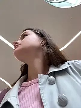 Freechat KittyQueeny on StripChat